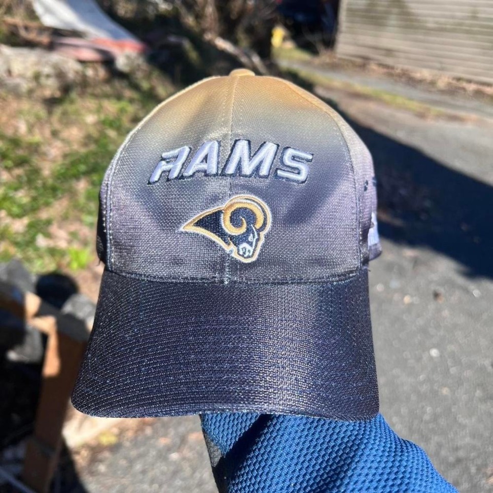 2000s St. Louis Rams NFL SnapBack hat